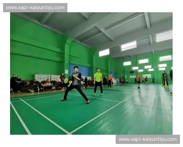 羽你同行，挥洒热爱——一场与羽毛球拍的深度对话